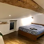 Laurene 1 - Montpellier Centre - Gare St Roch - Hh